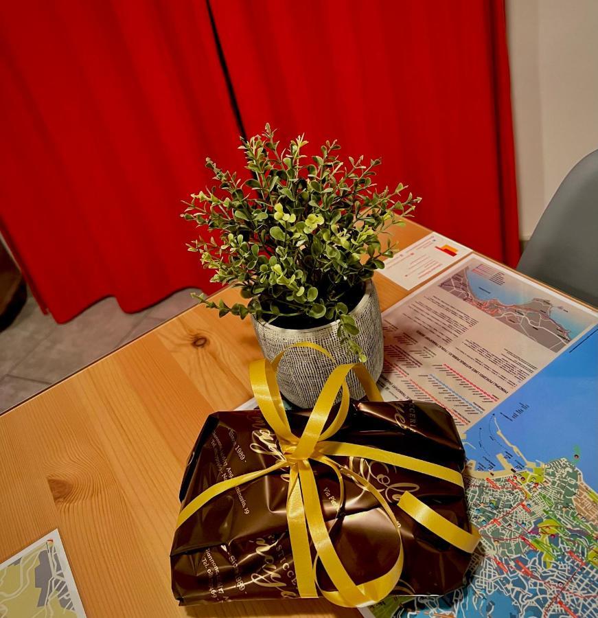 ナポリPunto Feliz Holiday Houseアパートメント エクステリア 写真